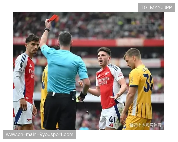 VAR争议再起:英超裁判判罚尺度引热议,英超判罚规则