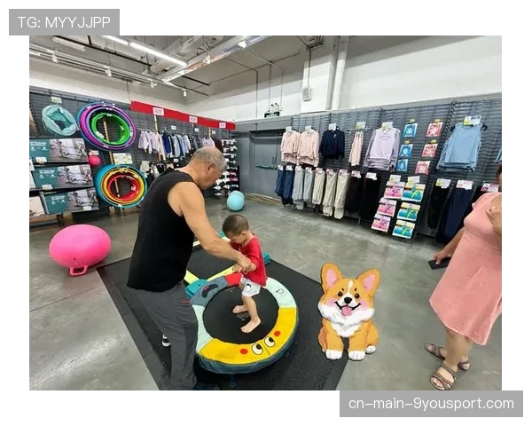 体育用品新品发布会线上观看人次创新高，体育用品展示